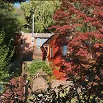 Holiday home Tinyhouse Schneeweisschen & Rosenrot Mauerbach